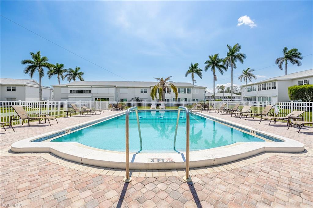 LAKE LAWN CONDO - Residential