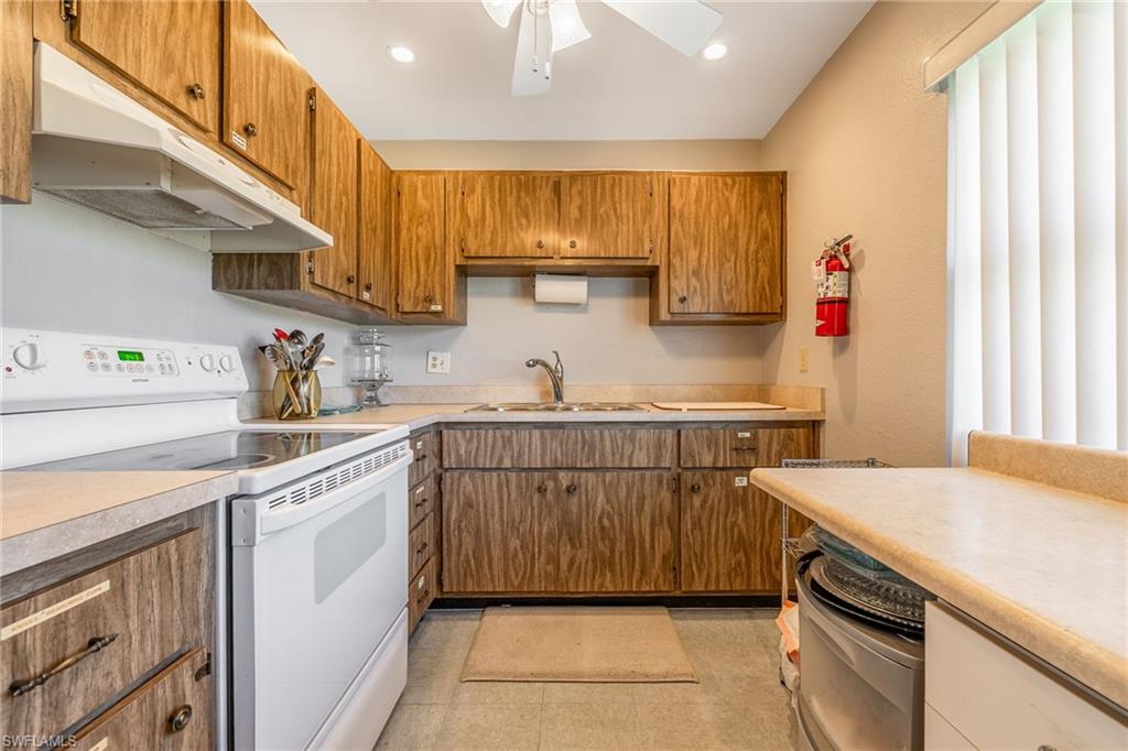 LAKE LAWN CONDO - Residential