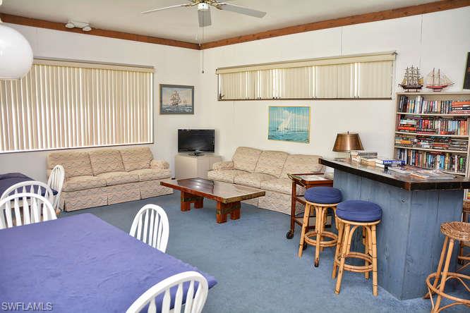 SCHOONER BAY COLUMBIA - Residential
