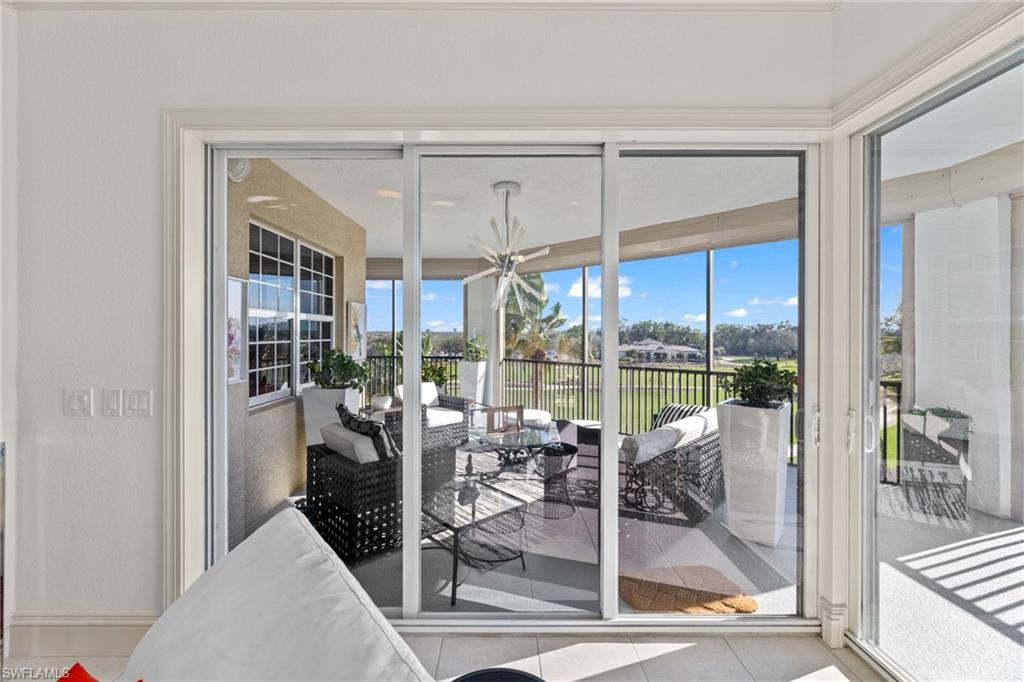 VISTA POINTE - Residential