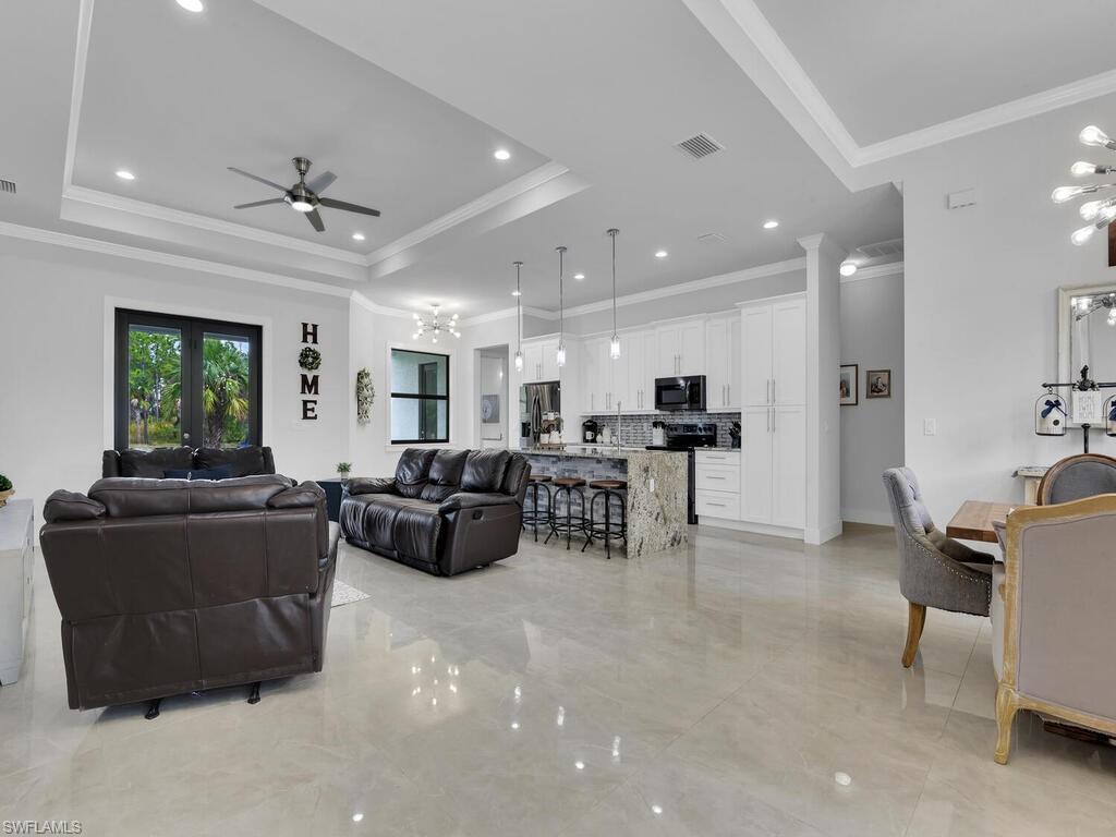 GOLDEN GATE ESTATES - Residential