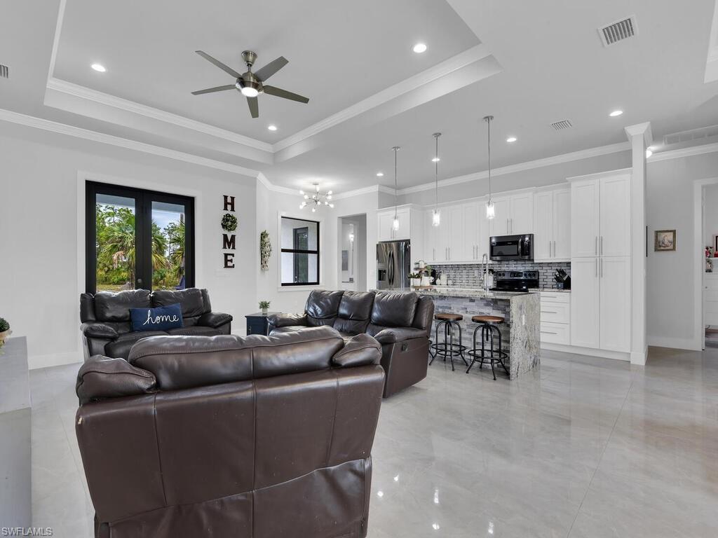 GOLDEN GATE ESTATES - Residential