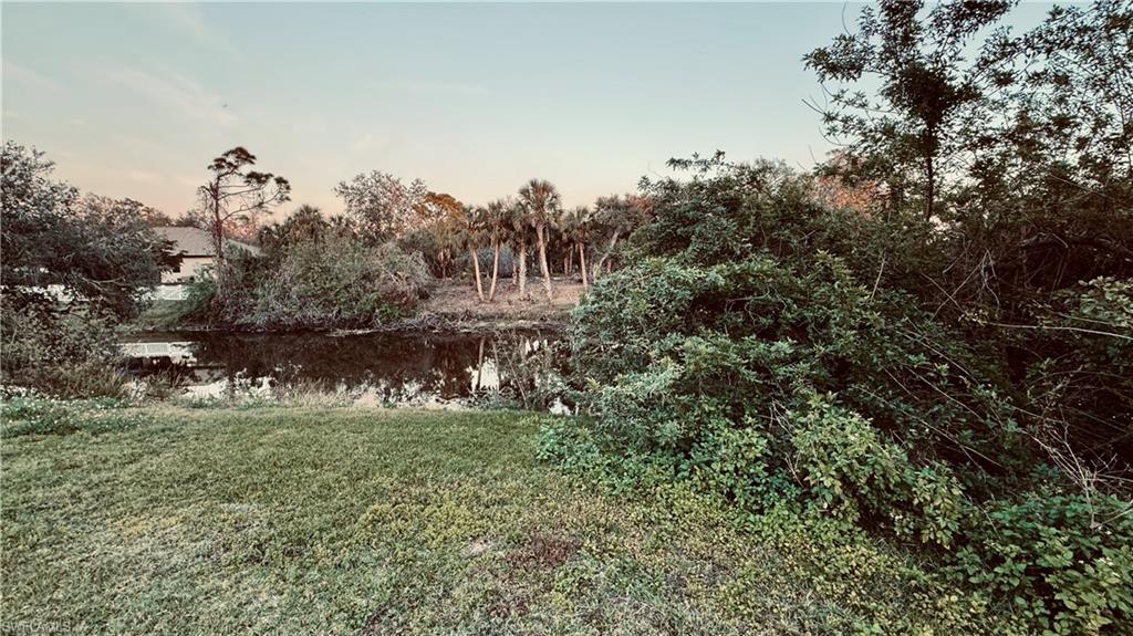ACREAGE - Land