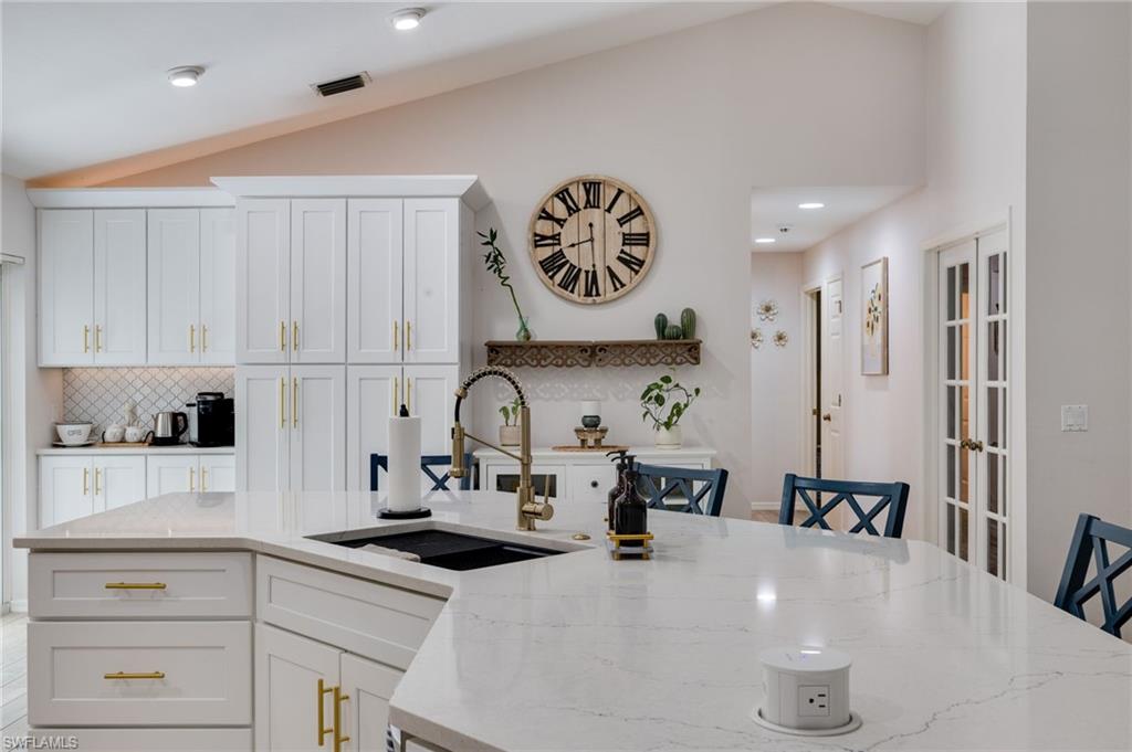 THE GROVE - Residential