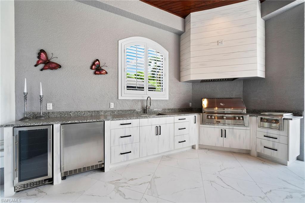 MAGNOLIA BEND - Residential