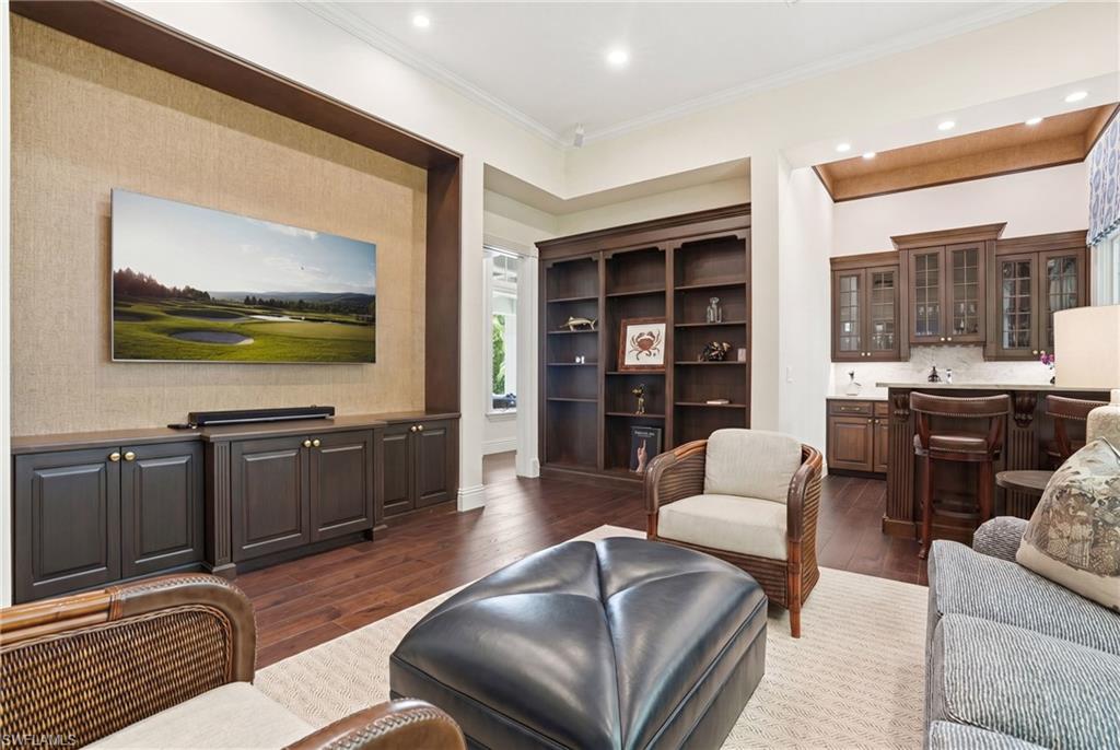 AQUALANE SHORES - Residential