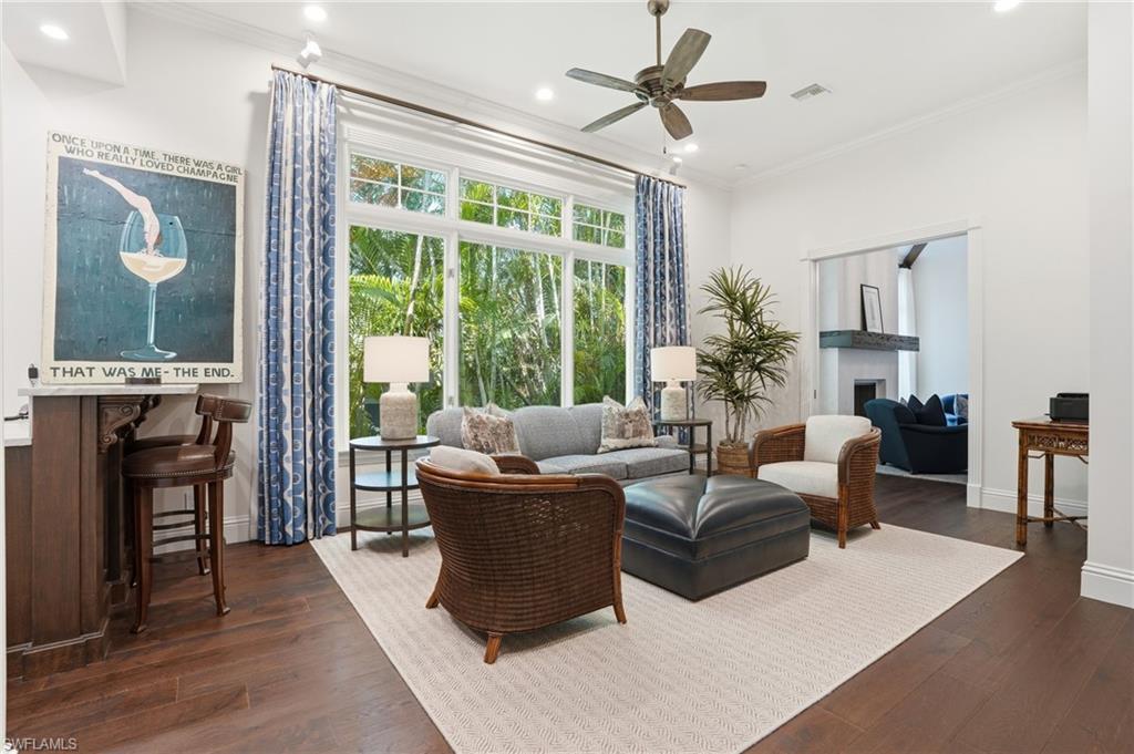 AQUALANE SHORES - Residential