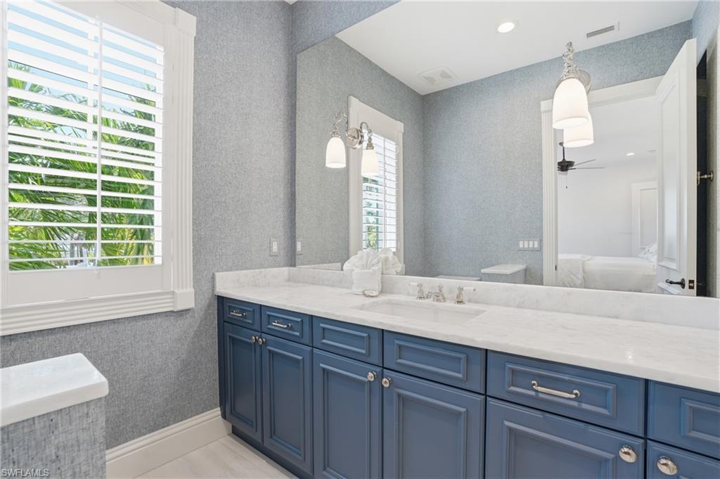 AQUALANE SHORES - Residential