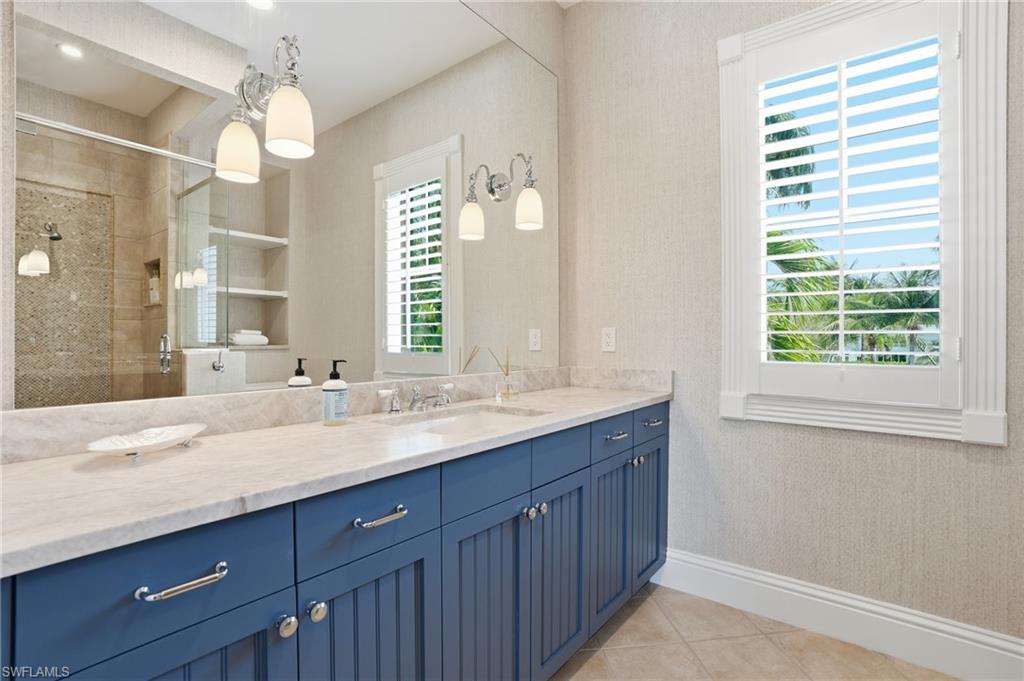 AQUALANE SHORES - Residential