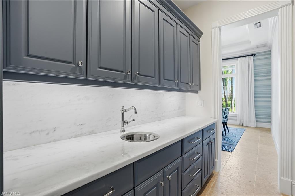 AQUALANE SHORES - Residential