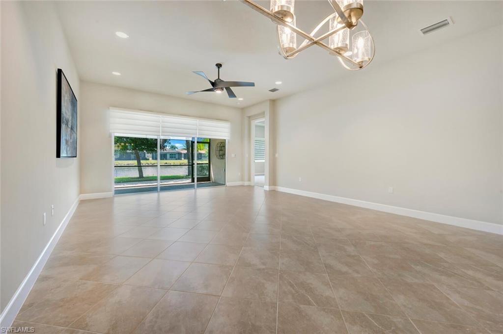 VALENCIA BONITA - Residential Lease