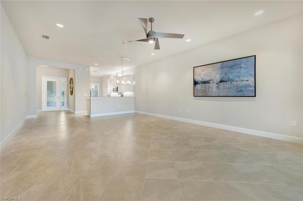 VALENCIA BONITA - Residential Lease