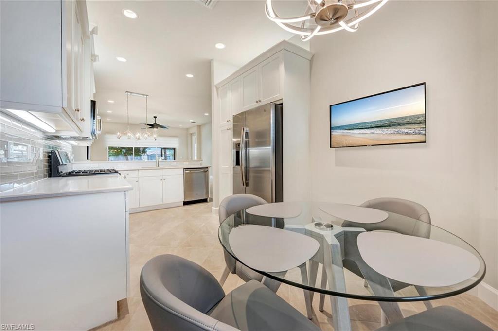 VALENCIA BONITA - Residential Lease