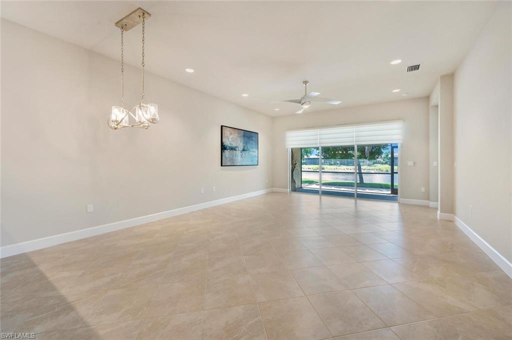 VALENCIA BONITA - Residential Lease