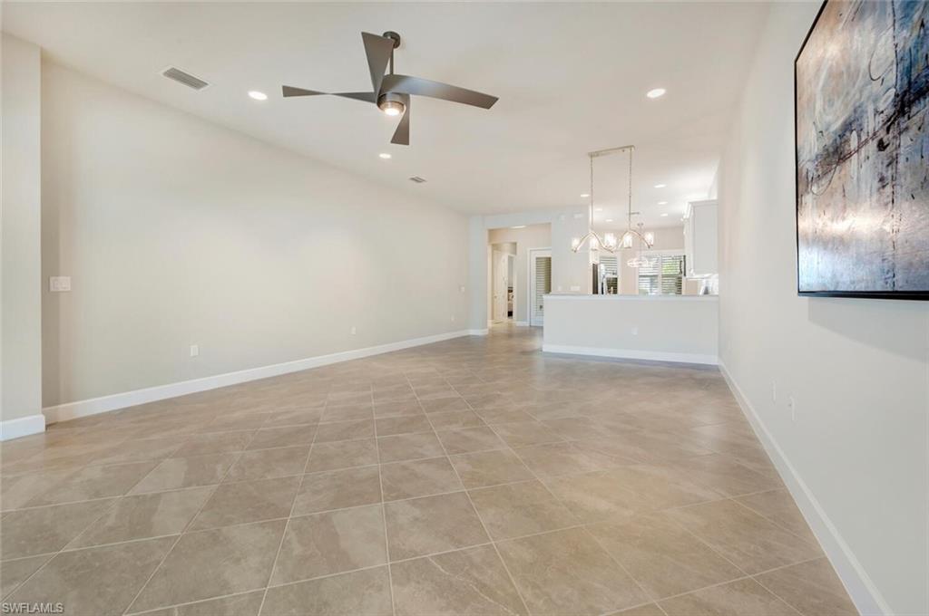 VALENCIA BONITA - Residential Lease