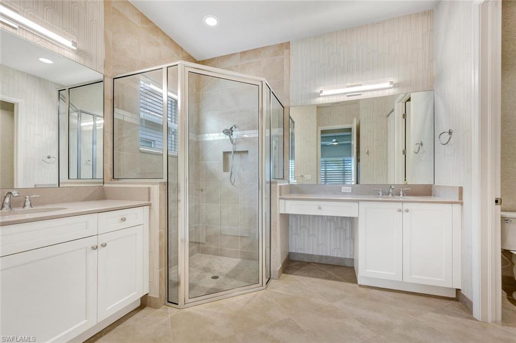 VALENCIA BONITA - Residential Lease