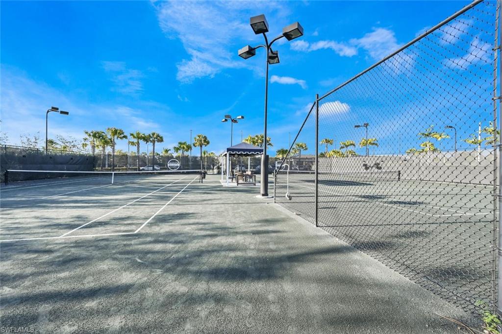 VALENCIA BONITA - Residential Lease