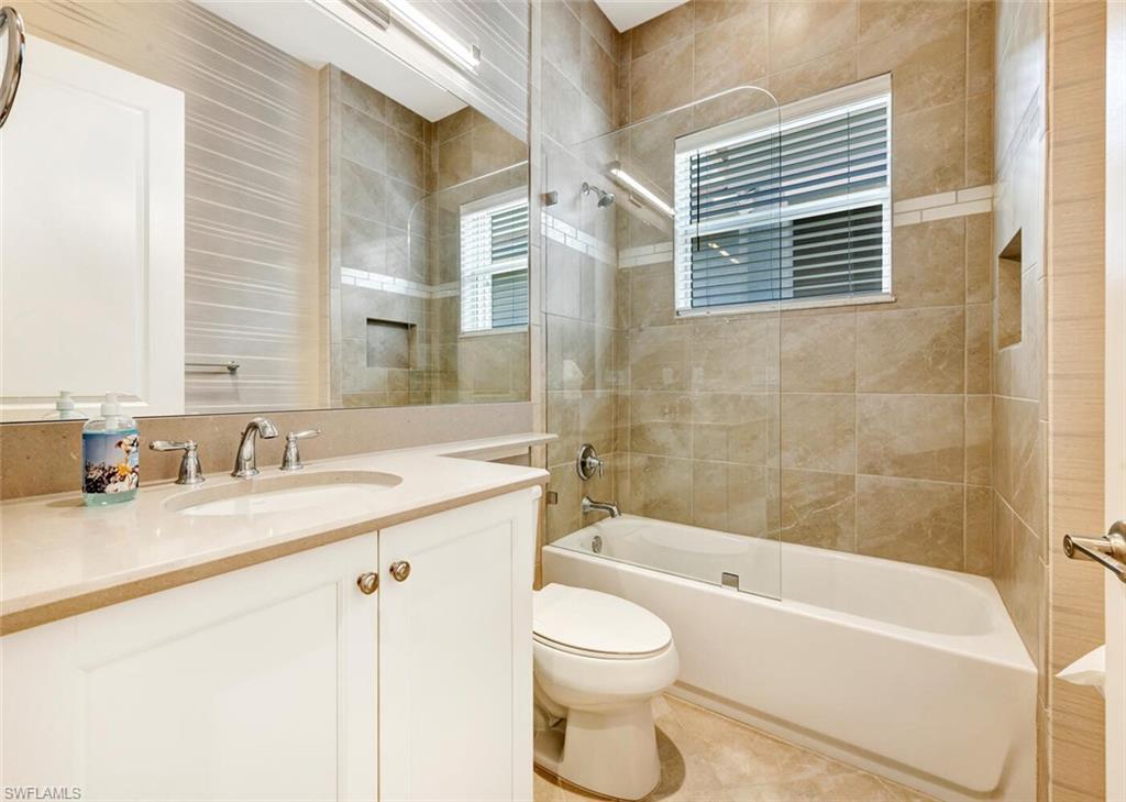 VALENCIA BONITA - Residential Lease