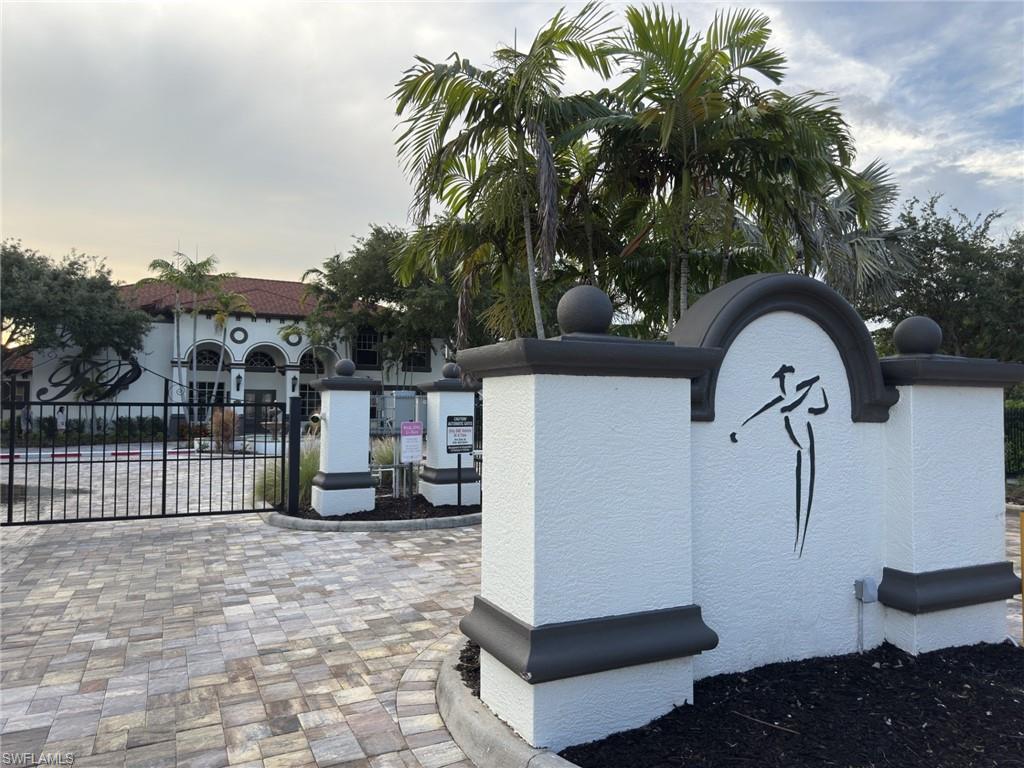 FAIRWAY PRESERVE - Residential Lease