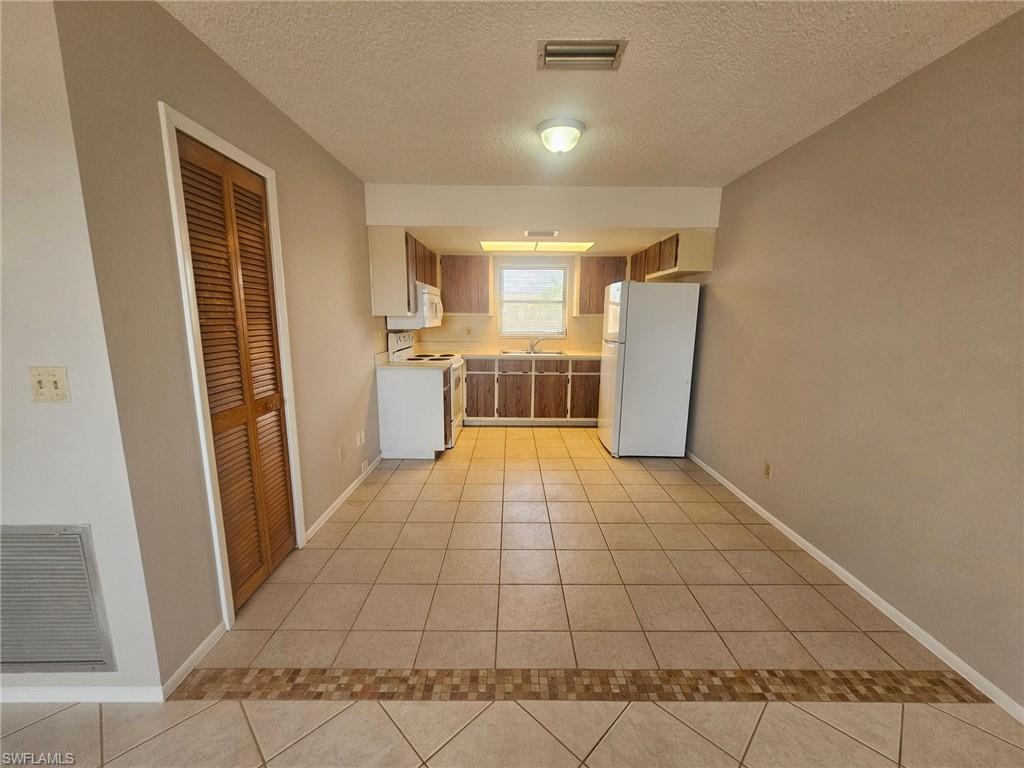 CAPE CORAL - Residential Lease