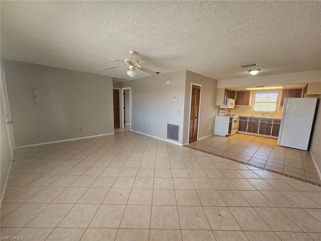 CAPE CORAL - Residential Lease