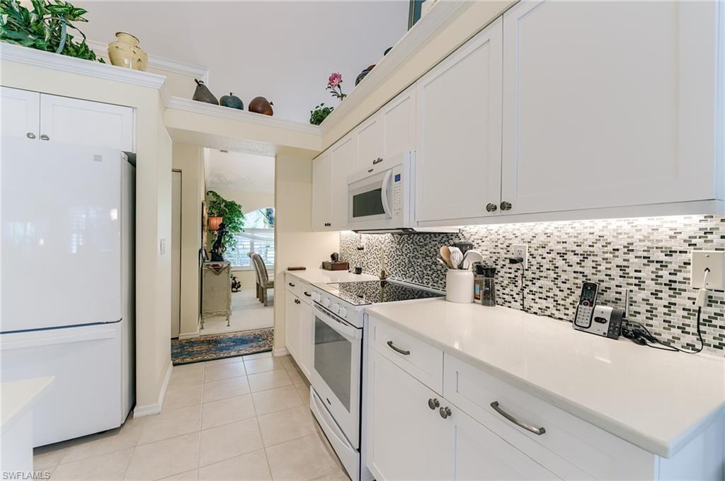 IMPERIAL GOLF ESTATES - Residential