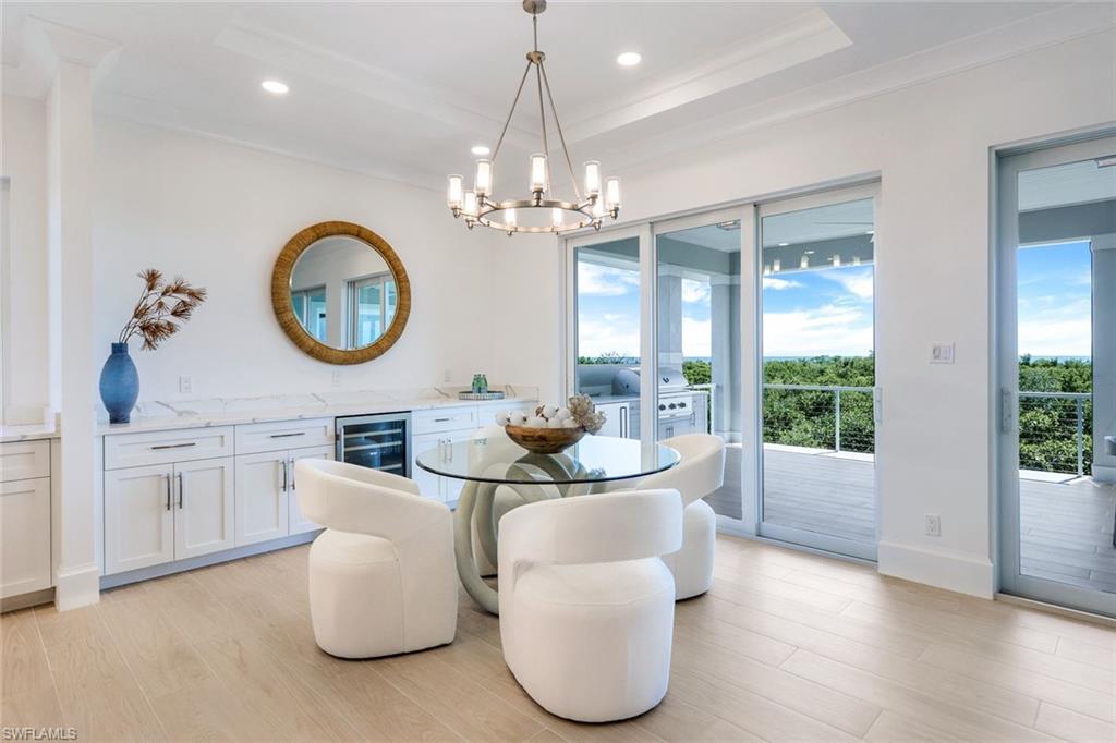 HIDEAWAY BEACH - Residential