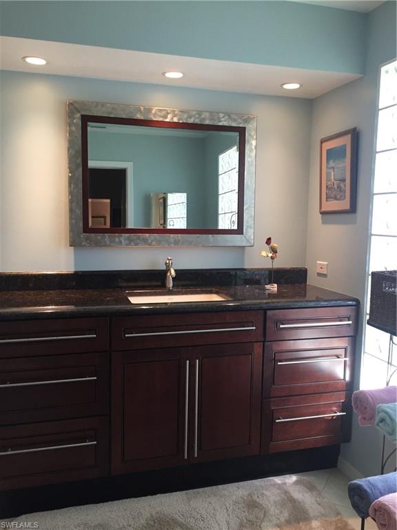 KINGS LAKE - Residential