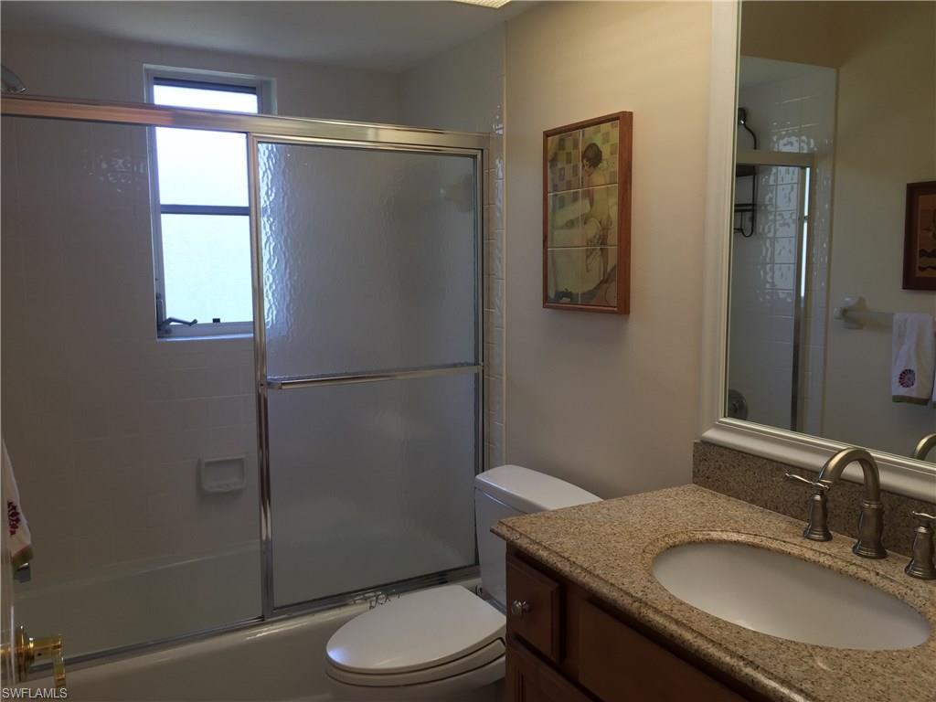 KINGS LAKE - Residential
