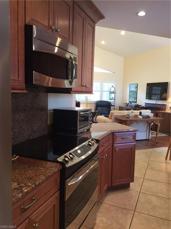 KINGS LAKE - Residential