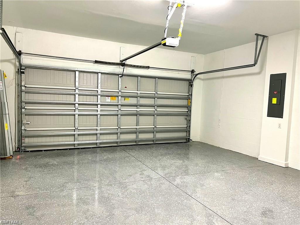 TIMBER CREEK - Residential Lease