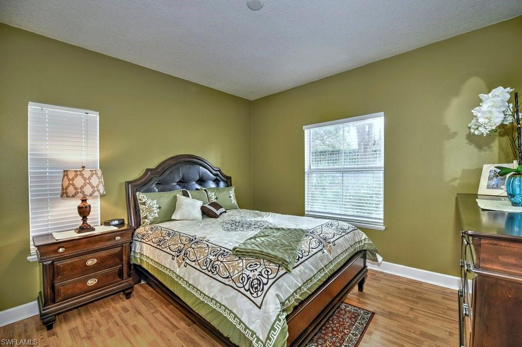 ROYAL GREENS - Residential
