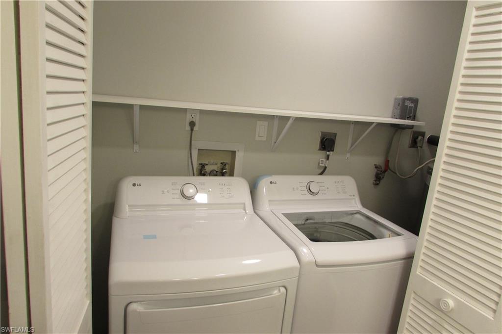SEVEN LAKES - Residential Lease