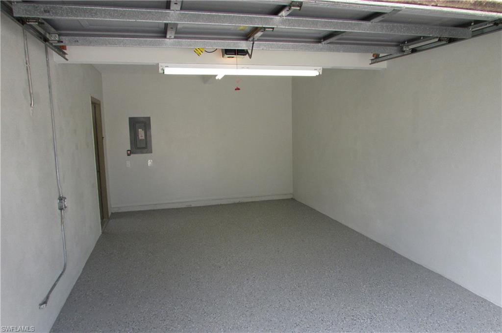 SEVEN LAKES - Residential Lease