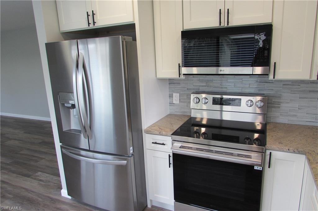SEVEN LAKES - Residential Lease