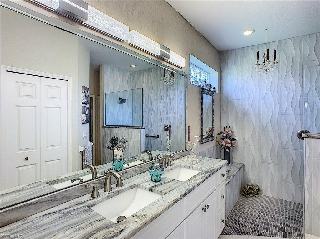 HERONS GLEN - Residential