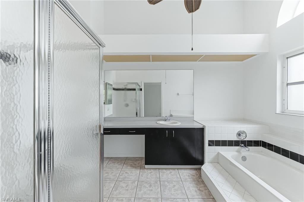 BERKSHIRE LAKES - Residential