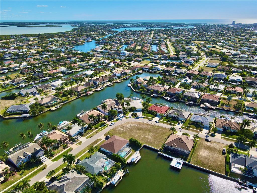 MARCO ISLAND - Land