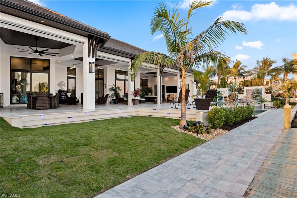 SIESTA ISLES - Residential