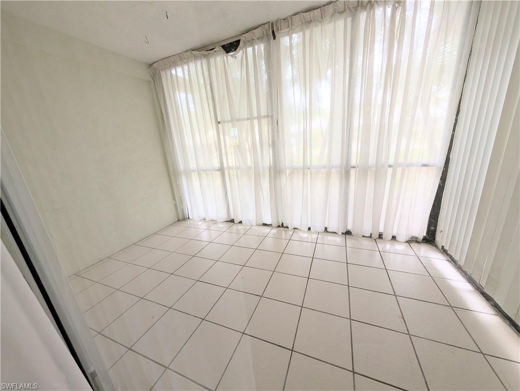 CARLTON HOUSE - Residential