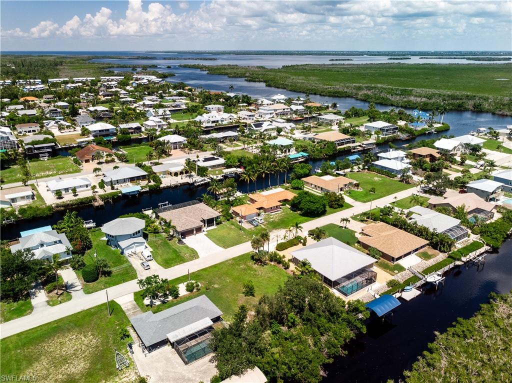 CHARLOTTE SHORES - Land