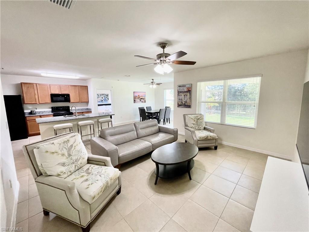 CAPE CORAL - Residential Lease