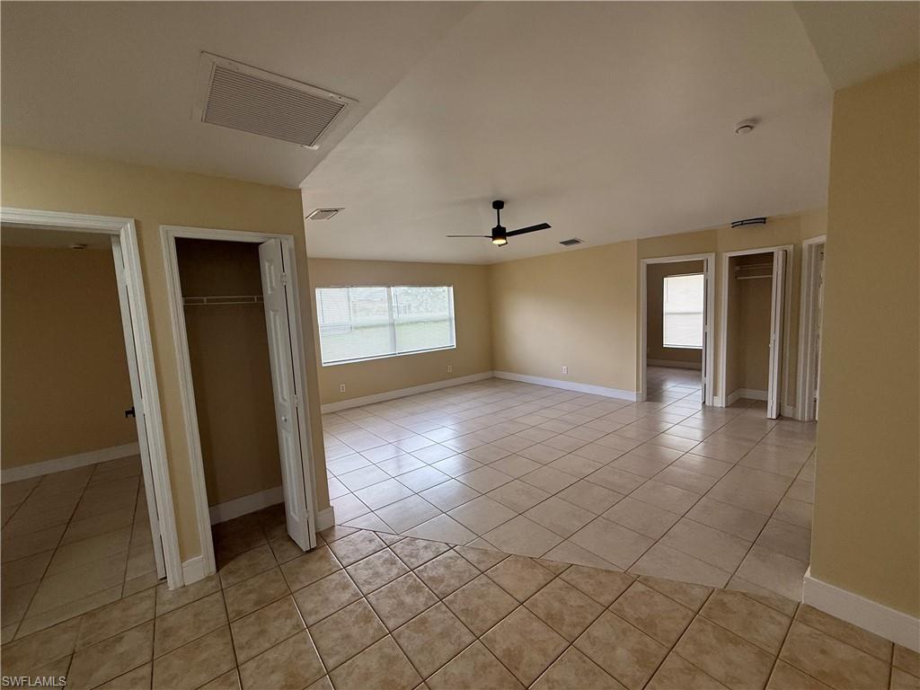 LEHIGH ESTATES - Residential Income