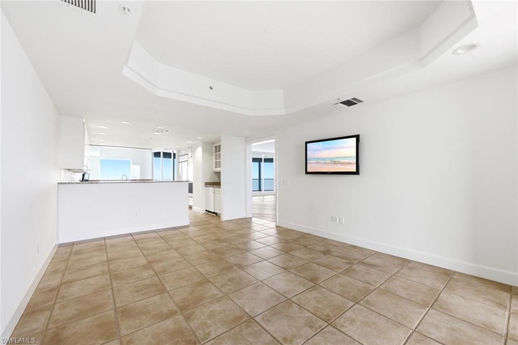 REMINGTON AT BAY COLONY - Residential