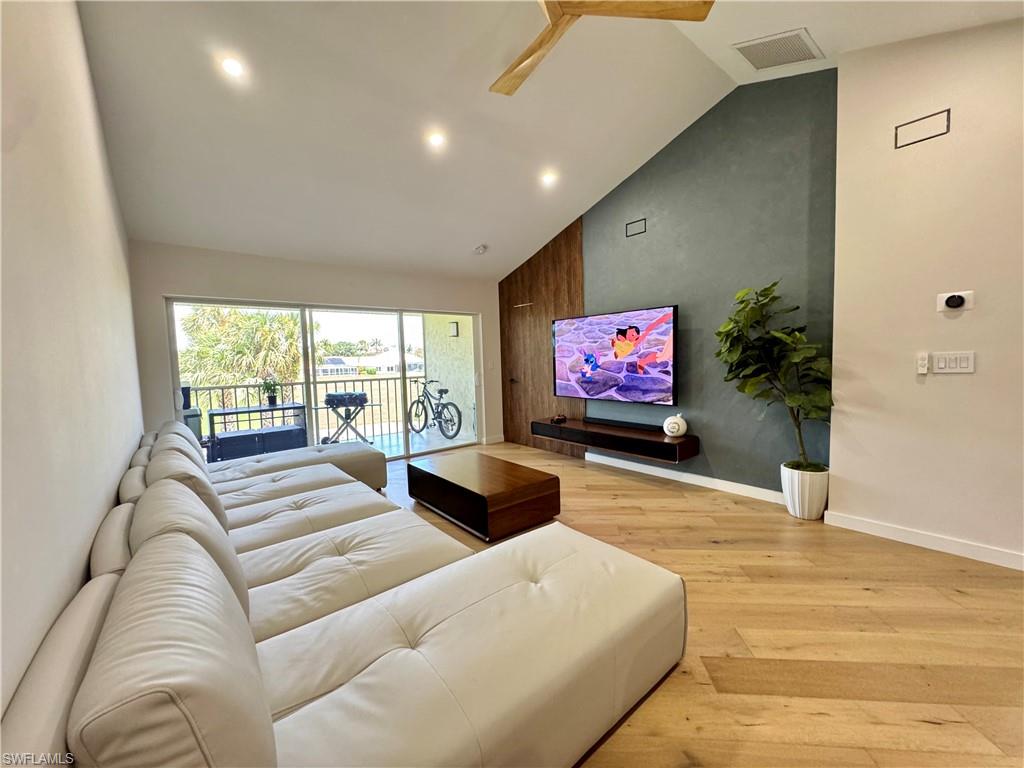 ST REGIS CLUB - Residential Lease