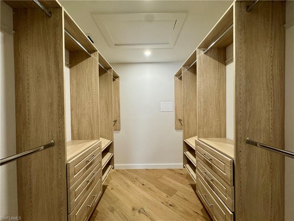 ST REGIS CLUB - Residential Lease
