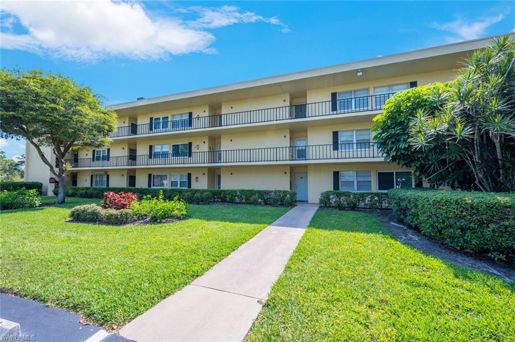 FOREST LAKES - Residential