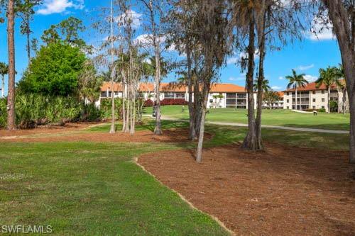 COUNTRY HOLLOW - Residential