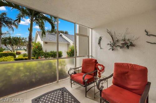 COUNTRY HOLLOW - Residential