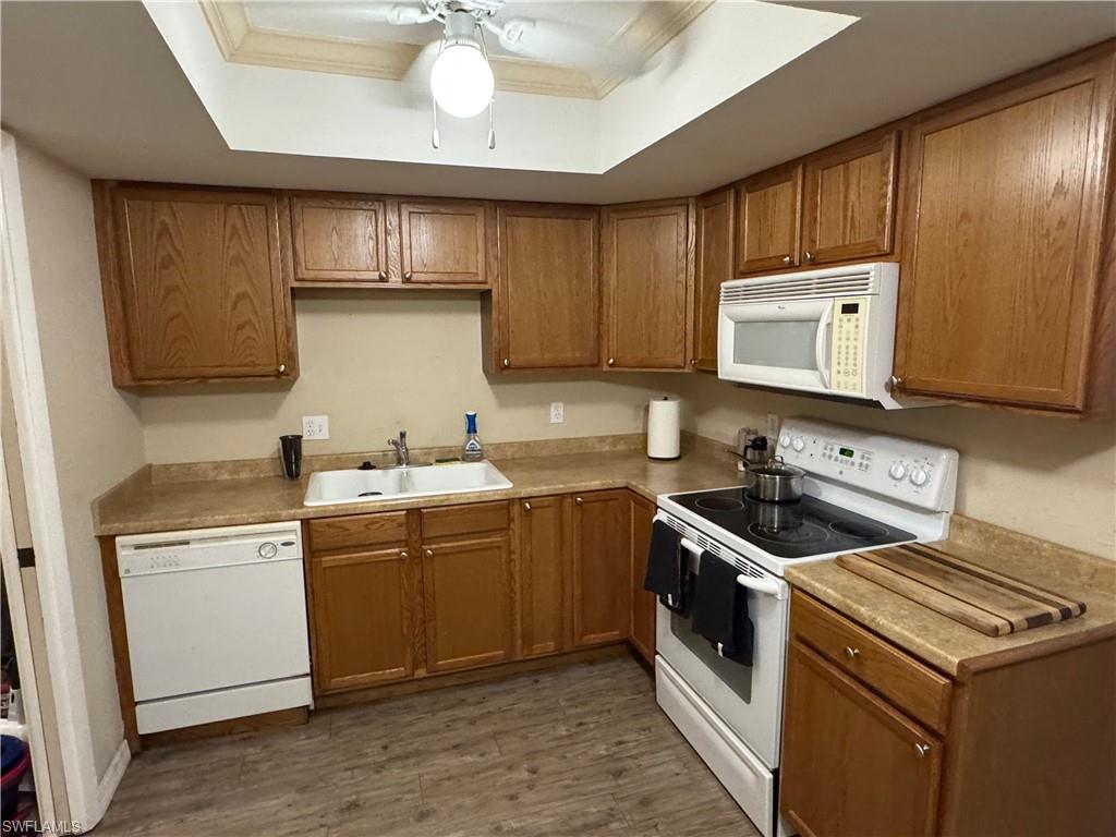 PAR SIDE CONDOMINIUM - Residential